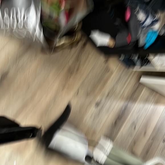 Nine West, black leather crossbody, small bag - Picture 7 of 12